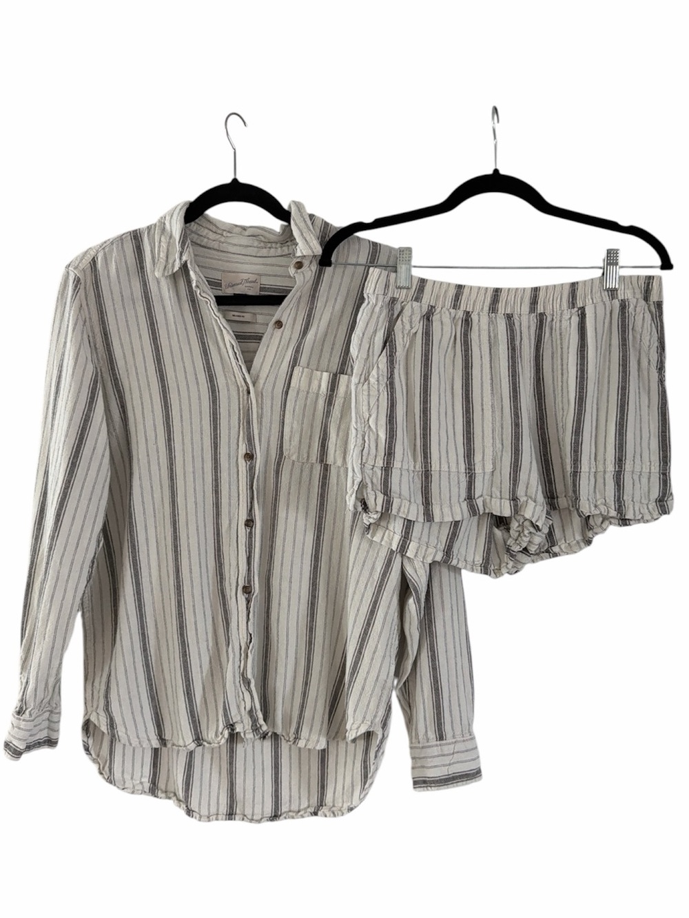 Universal Thread - women striped linen two peice set